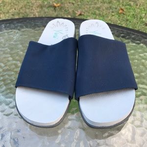 NEW Taupe Slides, by Yuu